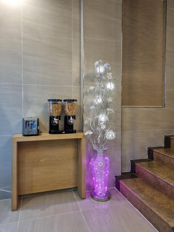 Hotel Laon Thongjong Kültér fotó