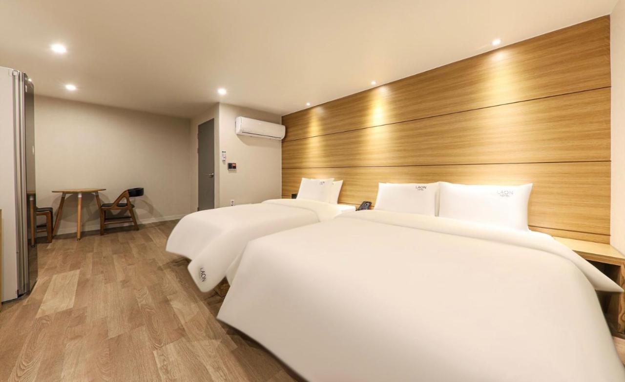 Hotel Laon Thongjong Kültér fotó