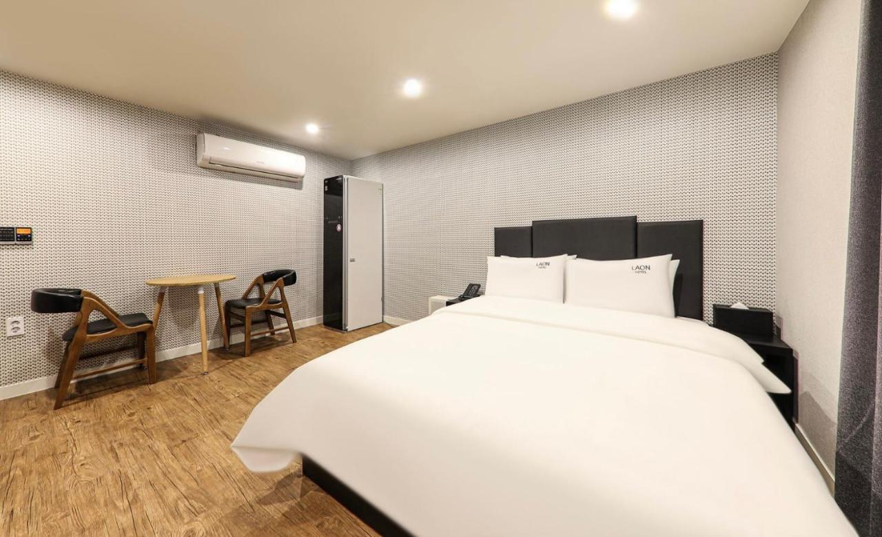 Hotel Laon Thongjong Kültér fotó
