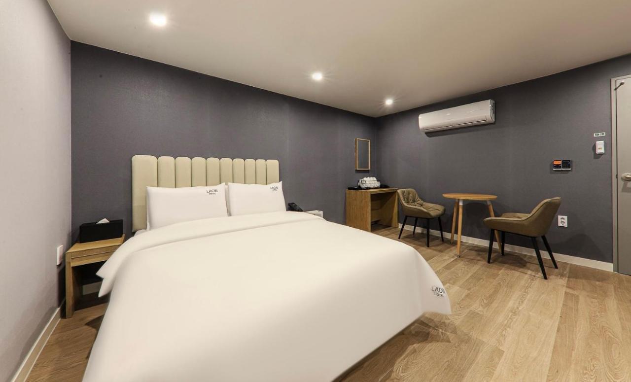 Hotel Laon Thongjong Kültér fotó