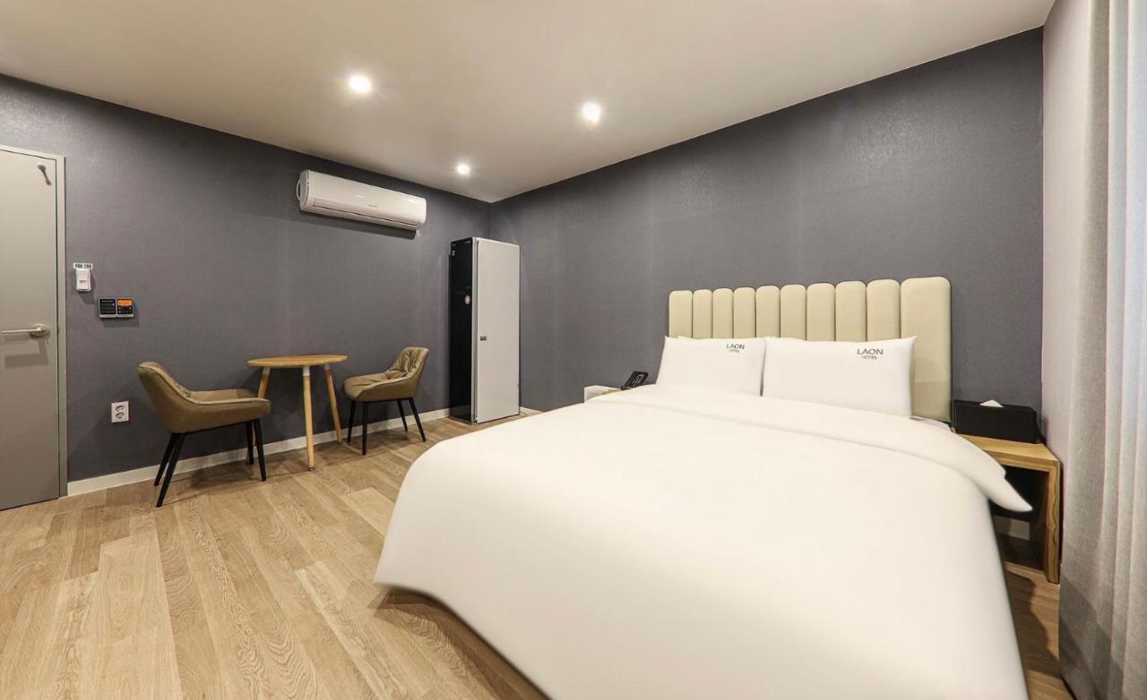 Hotel Laon Thongjong Kültér fotó